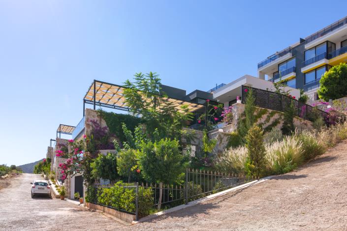 Image No.19-4 Bed Villa / Detached for sale