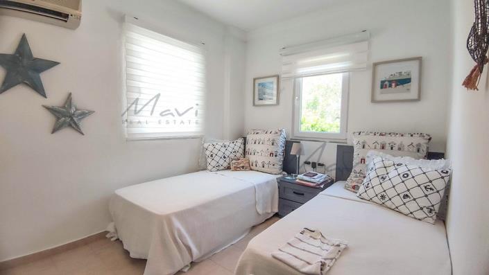 Image No.18-4 Bed Villa / Detached for sale