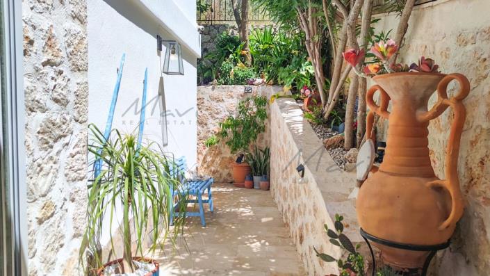 Image No.22-4 Bed Villa / Detached for sale