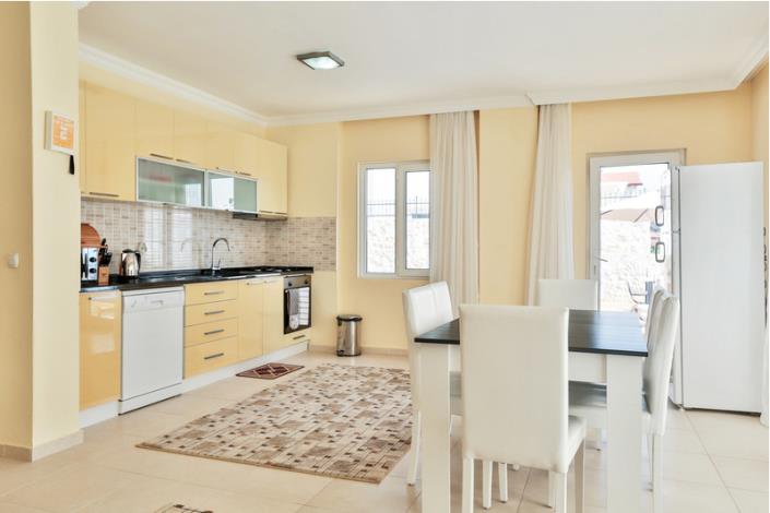 Image No.16-4 Bed Villa / Detached for sale