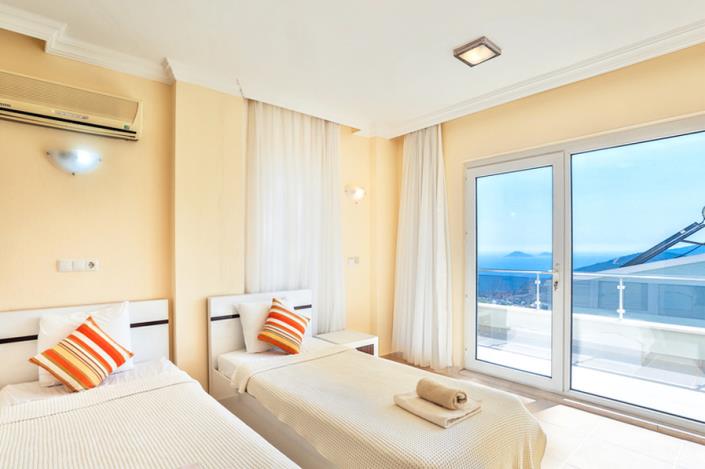 Image No.25-4 Bed Villa / Detached for sale