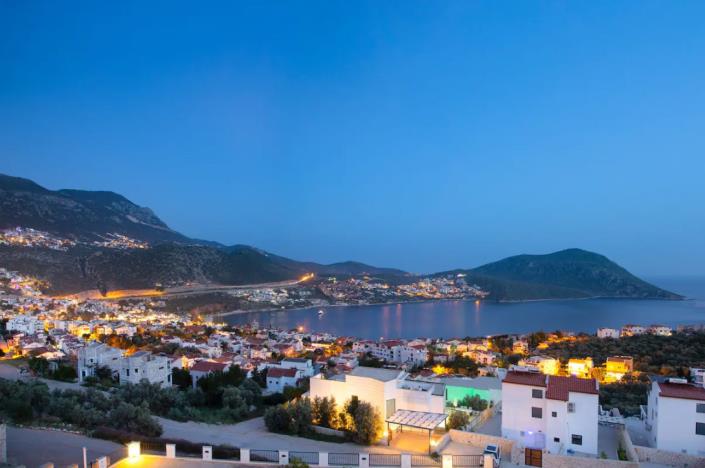 Image No.16-2 Bed Apartment for sale