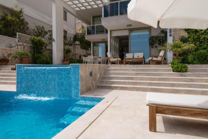 Image No.21-4 Bed Villa / Detached for sale