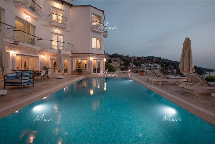 Image No.2-4 Bed Villa / Detached for sale