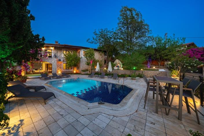 Image No.36-4 Bed Villa / Detached for sale