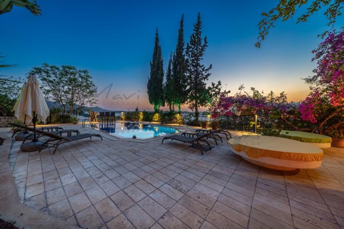 Image No.39-4 Bed Villa / Detached for sale