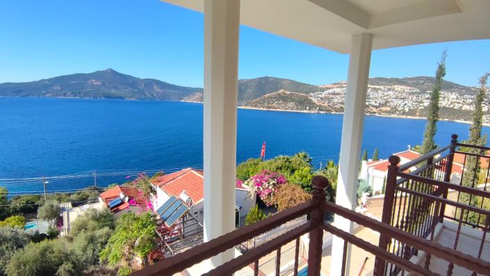 Image No.4-4 Bed Villa / Detached for sale