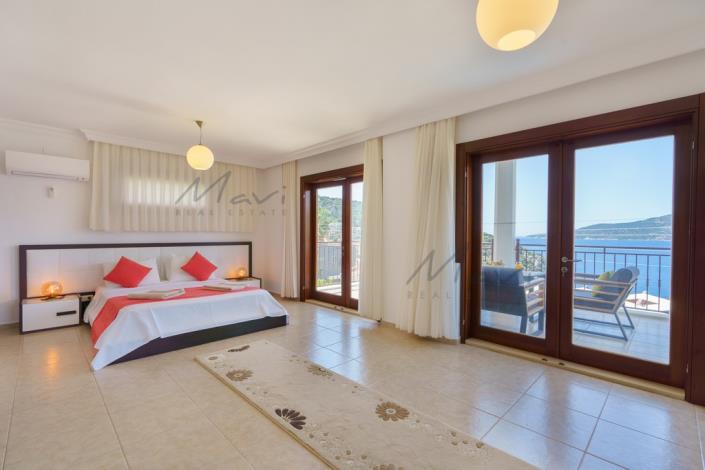 Image No.25-4 Bed Villa / Detached for sale