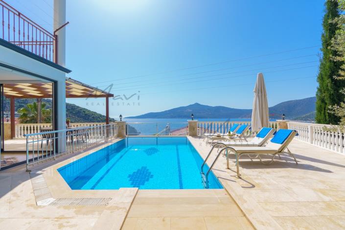 Image No.41-4 Bed Villa / Detached for sale