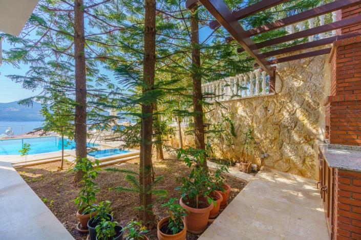 Image No.9-4 Bed Villa / Detached for sale