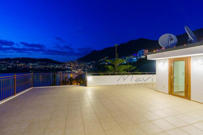 Image No.54-4 Bed Villa / Detached for sale