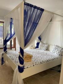 2c4f6faa-7143-41f3-8bf5-779c99f95705