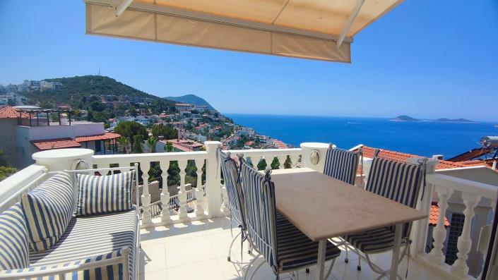 Image No.21-3 Bed Apartment for sale