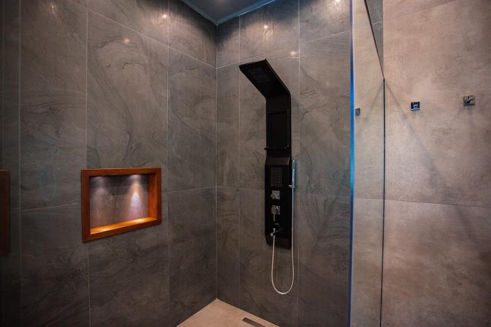 Image No.39-4 Bed Villa / Detached for sale