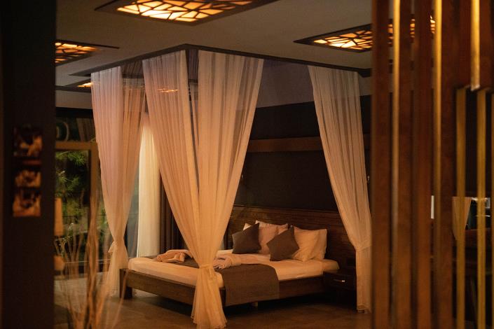 Image No.42-4 Bed Villa / Detached for sale