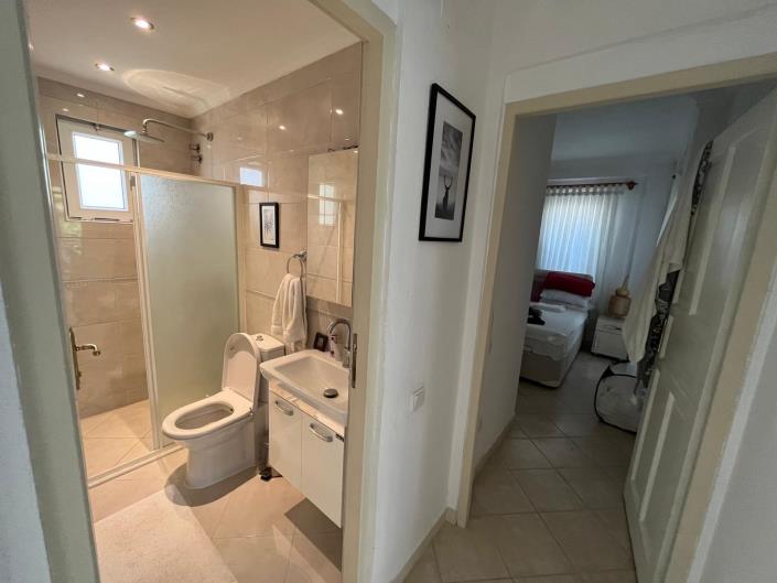 Image No.13-2 Bed Apartment for sale