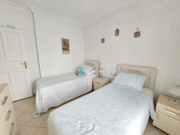 Image No.18-2 Bed Apartment for sale