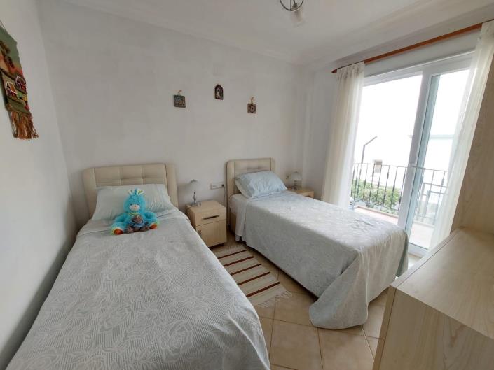 Image No.25-2 Bed Apartment for sale