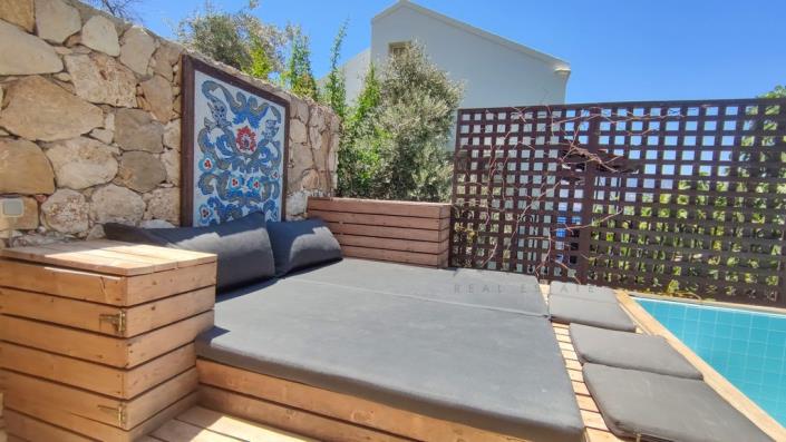 Image No.29-2 Bed Apartment for sale