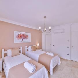 186125_LV532_IMG_10_0000