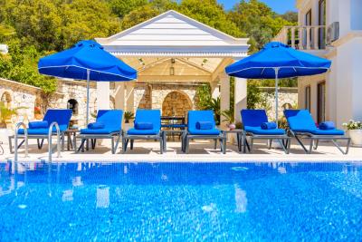 693bb335-adb4-4470-b71a-52e42980428a--1-