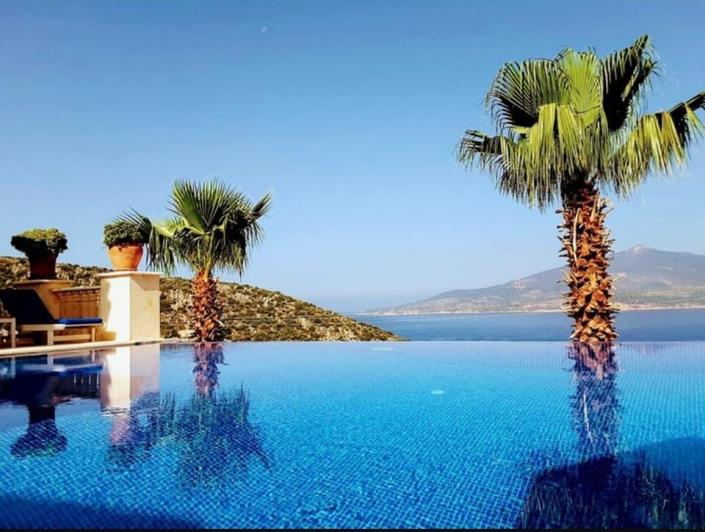 Image No.10-5 Bed Villa / Detached for sale