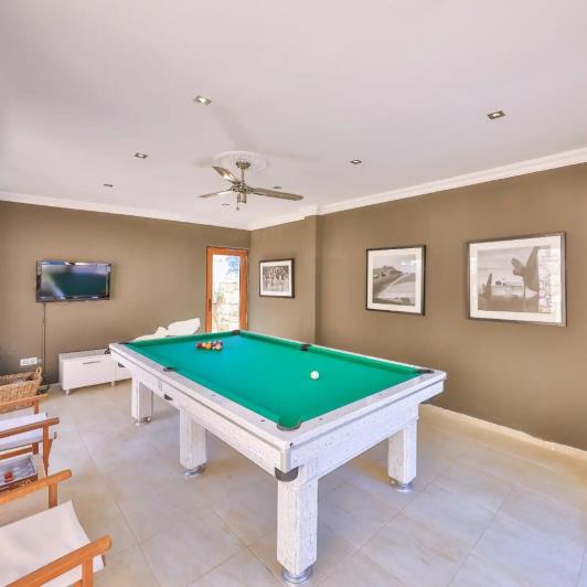 Image No.39-5 Bed Villa / Detached for sale