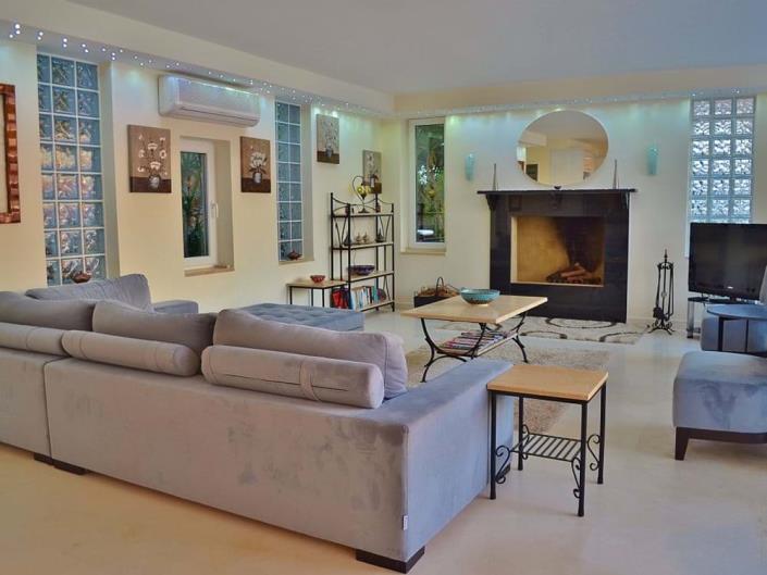 Image No.14-4 Bed Villa / Detached for sale