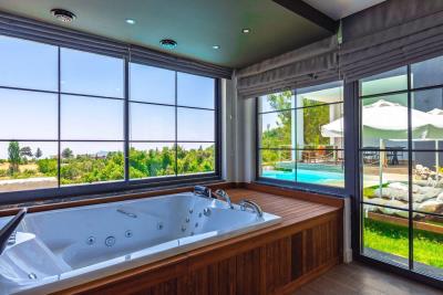 3f997019-4d9d-41df-a3bf-5e2ad2d0a8c3