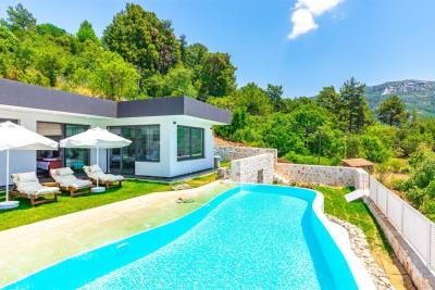 75d6fb41-1097-441e-9d52-5b5f21d9a311