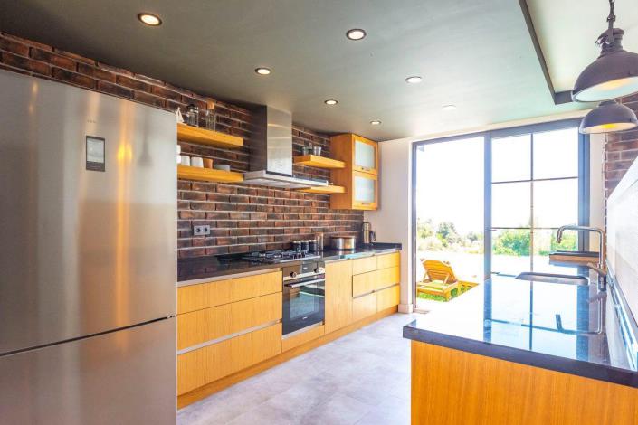 Image No.17-2 Bed Villa / Detached for sale