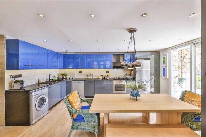 Image No.9-5 Bed Villa / Detached for sale