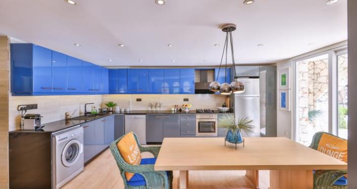 Image No.39-5 Bed Villa / Detached for sale