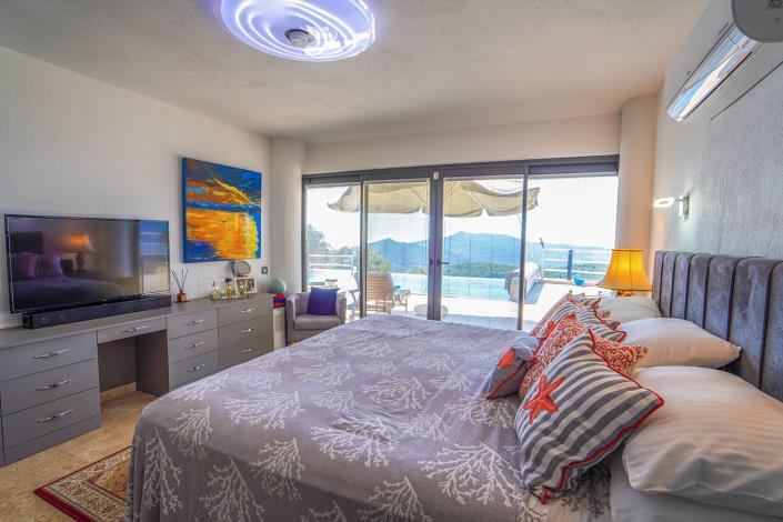 Image No.7-4 Bed Villa / Detached for sale