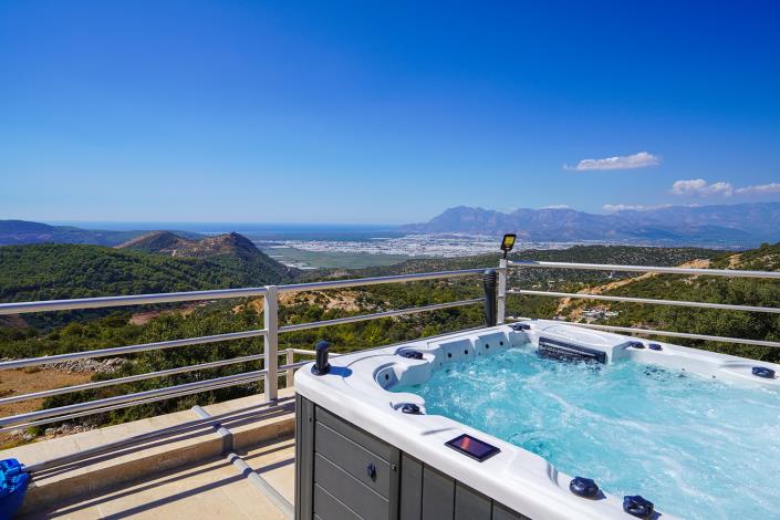 Image No.8-4 Bed Villa / Detached for sale