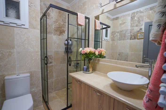 Image No.32-4 Bed Villa / Detached for sale