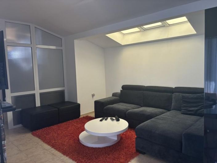 Image No.4-3 Bed Property for sale