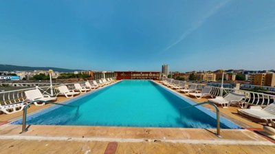 1 - Sunny Beach, Propriété