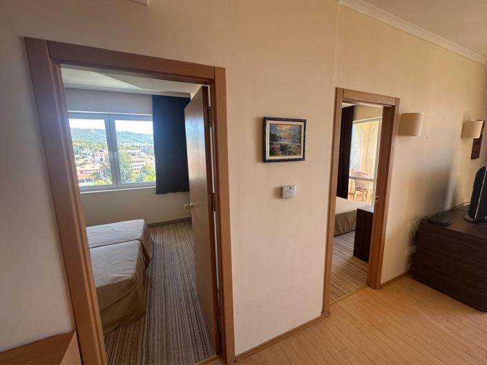 Image No.9-2 Bed Property for sale