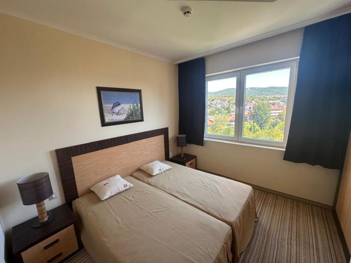 Image No.11-2 Bed Property for sale