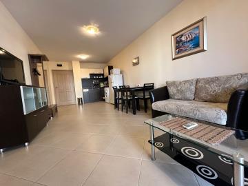 dc8ac95b-77a2-4063-aa33-64a7e265b77f