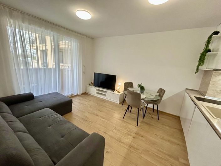 Image No.4-1 Bed Property for sale