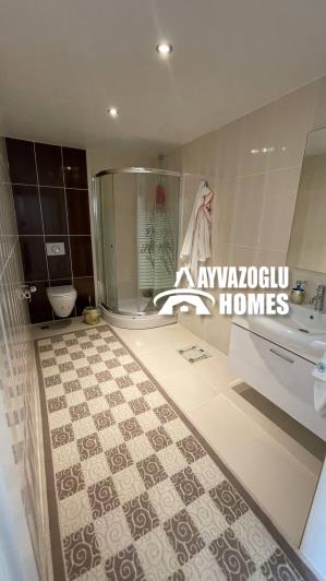 Image No.10-3 Bed Duplex for sale