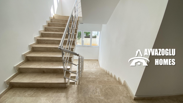 Image No.20-2 Bed Apartment for sale