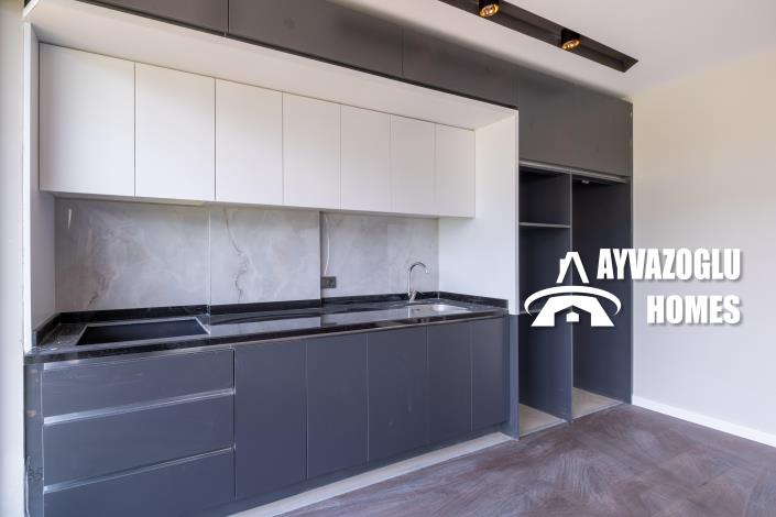 Image No.17-4 Bed Duplex for sale