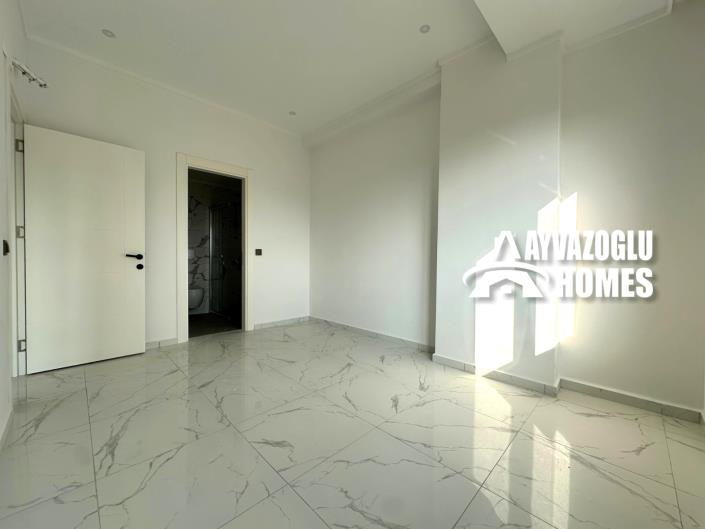 Image No.11-2 Bed Apartment for sale