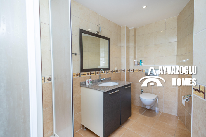 Image No.10-2 Bed Apartment for sale