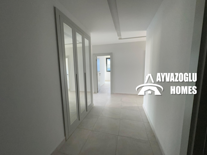 Image No.4-3 Bed Apartment for sale