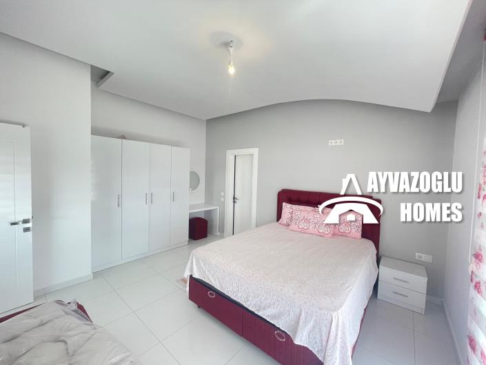 Image No.11-3 Bed Apartment for sale