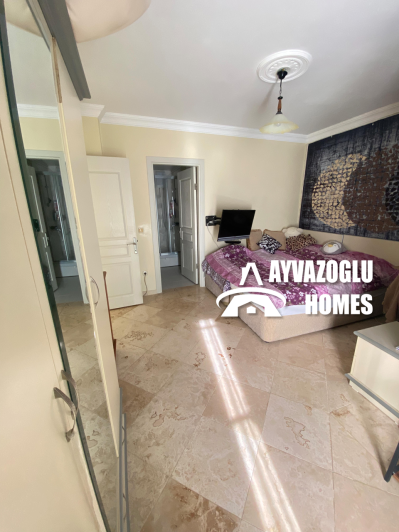 Image No.8-4 Bed Duplex for sale